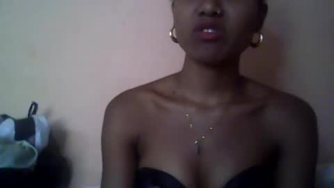 sabie01 online show from August 13, 7:33 am