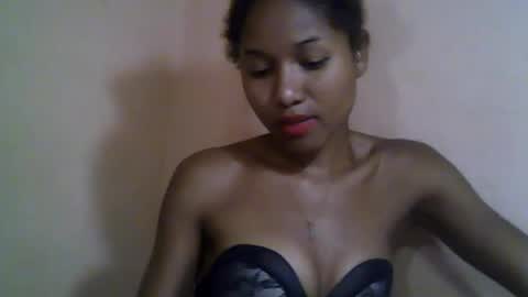 sabie01 online show from August 14, 1:15 pm