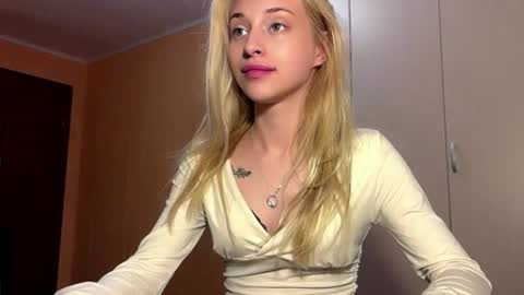 Sabina online show from August 25, 5:20 pm