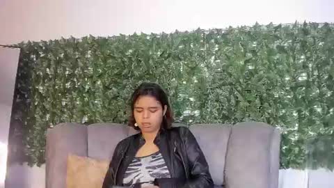 Sabina Merchetti online show from June 15, 5:49 am