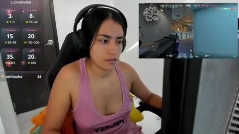 Angie  online show from August 12, 9:06 pm