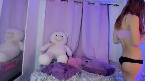 sabrina_lopez1 online show from July 11, 4:18 am