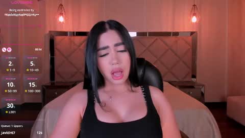 Sabrina M  online show from August 8, 10:43 pm