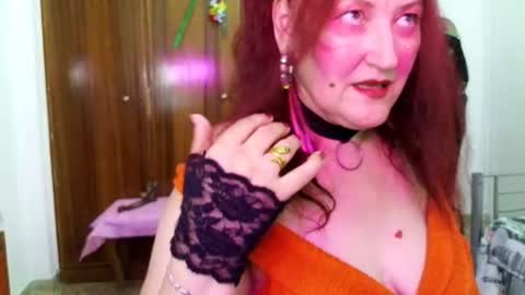 SabrinaXlovess online show from July 9, 8:14 pm