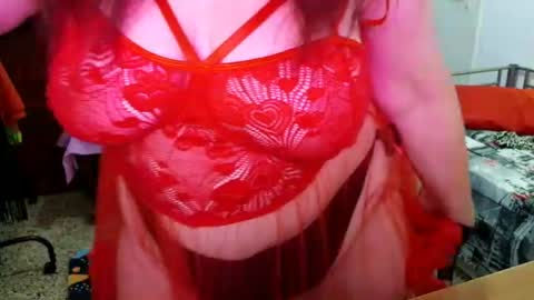 SabrinaXlovess online show from August 2, 6:37 pm