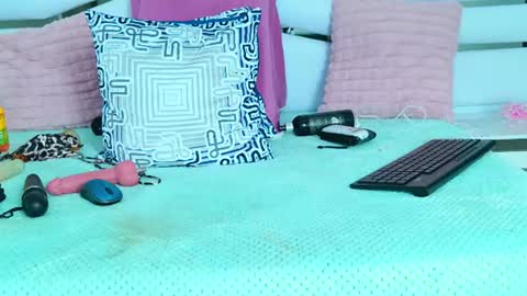 Sabrinna online show from August 11, 11:51 pm