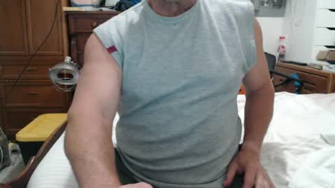 dadbod online show from June 13, 4:26 pm