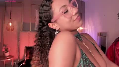 Sophie online show from August 15, 6:17 am
