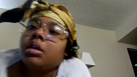 sadesexyy online show from August 11, 4:31 pm