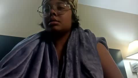 sadesexyy online show from August 12, 6:49 am