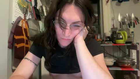 Sadie online show from April 21, 5:35 am