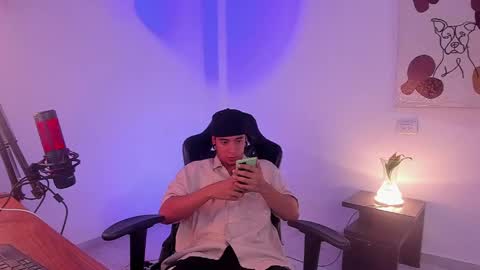 Saenz online show from April 27, 2:52 am