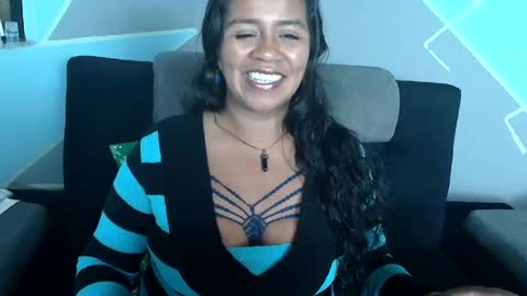 saggil_0385 online show from August 9, 9:43 am