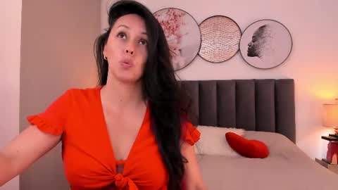 Sahara Garcia online show from July 28, 1:33 am