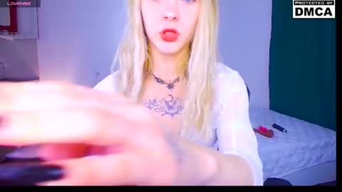 Sofia online show from June 18, 9:47 pm