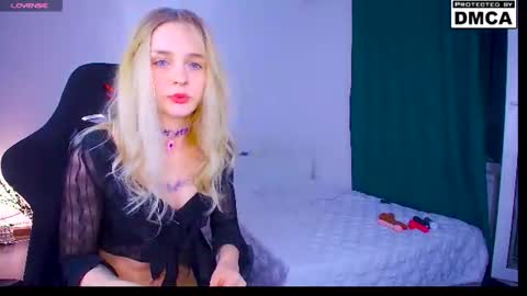 Sofia online show from June 21, 9:37 pm
