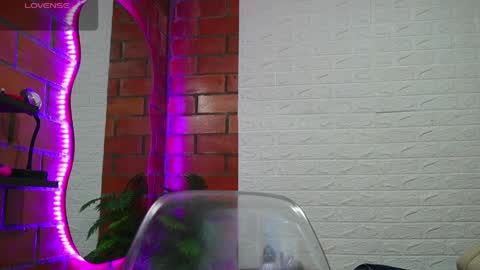 sainix_ online show from April 2, 7:38 am
