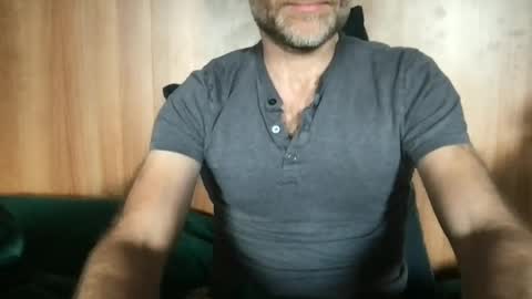 saint009 online show from June 12, 1:18 pm