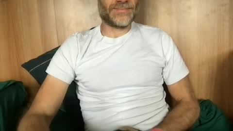 saint009 online show from June 20, 11:32 am