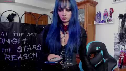    online show from July 26, 10:31 am
