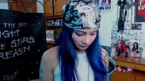    online show from July 27, 8:14 pm