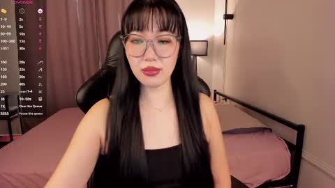 Yuki online show from August 12, 3:09 am