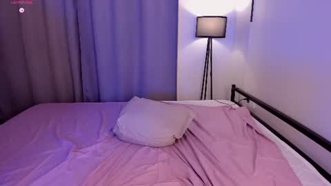 Yuki online show from August 12, 5:21 am