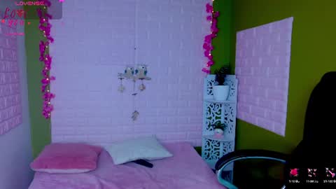 Luna  online show from June 22, 11:38 pm