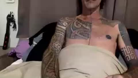 Moxi online show from August 11, 7:38 pm