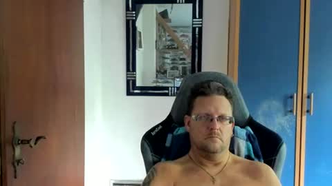 salichris online show from July 18, 10:16 am