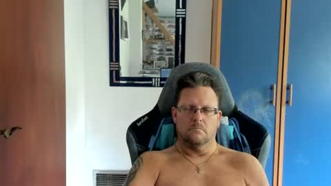 salichris online show from July 20, 11:57 am