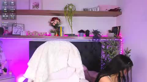Sally online show from August 14, 4:43 pm