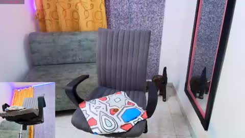 sally_ricci online show from July 8, 2:21 pm