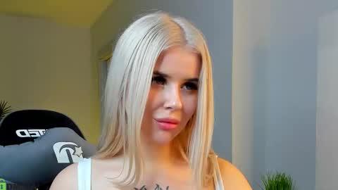 Sally online show from March 5, 11:39 am