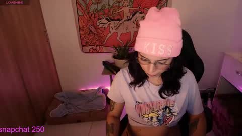 sallymaddoxx online show from June 10, 1:45 am