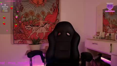 sallymaddoxx online show from June 26, 5:55 am