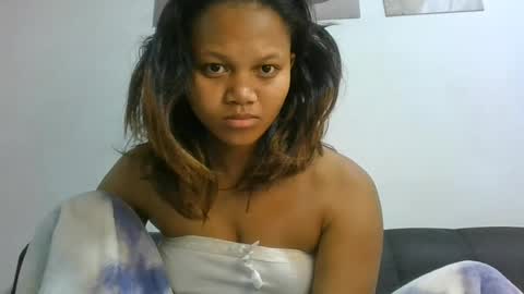 SallyWett online show from July 25, 5:22 am