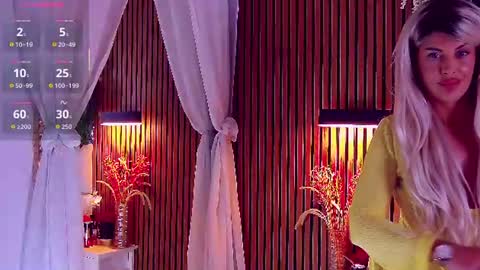 SalmaRoze online show from August 10, 4:47 am