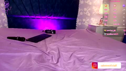 salome_simonz online show from August 13, 11:30 pm