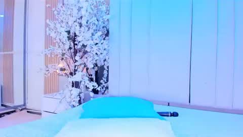  Salome benz online show from August 8, 10:10 pm