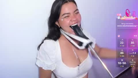 Salome online show from August 5, 12:08 am
