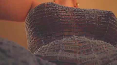 Bella-  online show from July 28, 6:36 pm