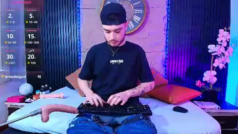  Salvatore online show from August 8, 10:32 pm