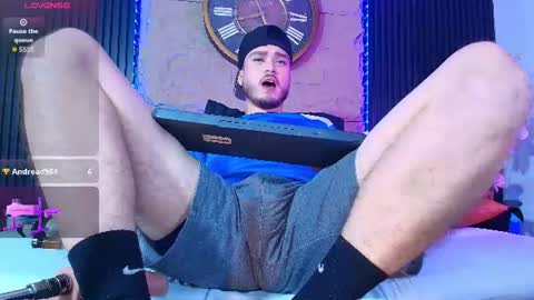  Salvatore online show from August 12, 3:42 am