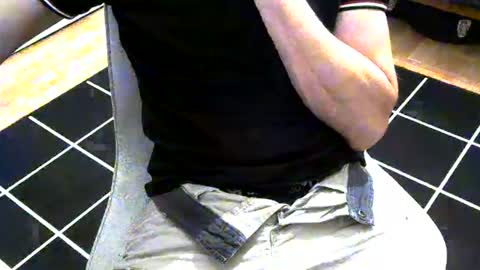 sam4845 online show from August 9, 10:22 pm
