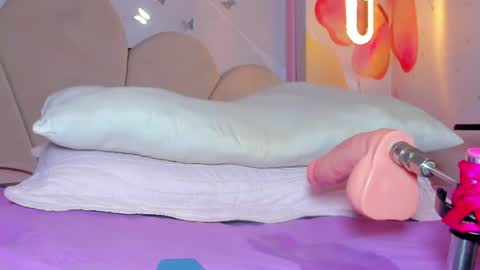 Sam online show from August 13, 3:20 am