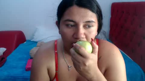 sam_sexyy3 online show from August 28, 3:32 pm
