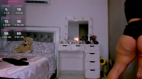 carolina online show from August 8, 3:28 am