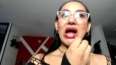 samanta online show from July 20, 1:03 pm