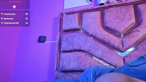 samantaa_liov online show from August 13, 8:01 pm